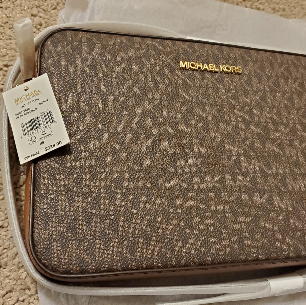 Michael Kors Women's Jet Set Large Crossbody Bag